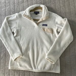 Women’s Patagonia pullover